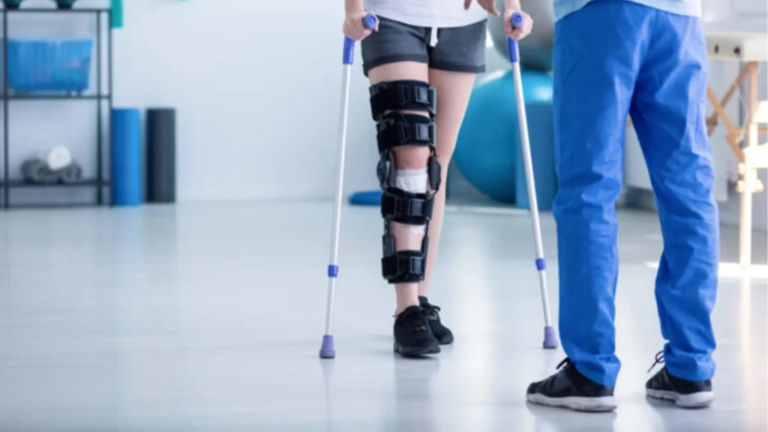 How Post-Operative Physiotherapy Helps Prevent Complications?